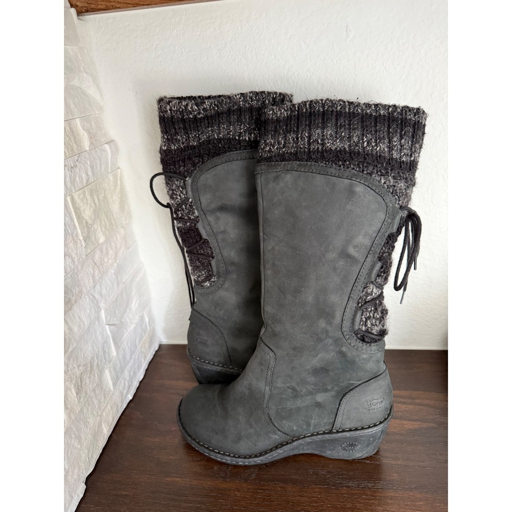 UGG Australia 1936 Roslynn Gray Nubuck Knit Lace Up Wedge Boots! Womens 9